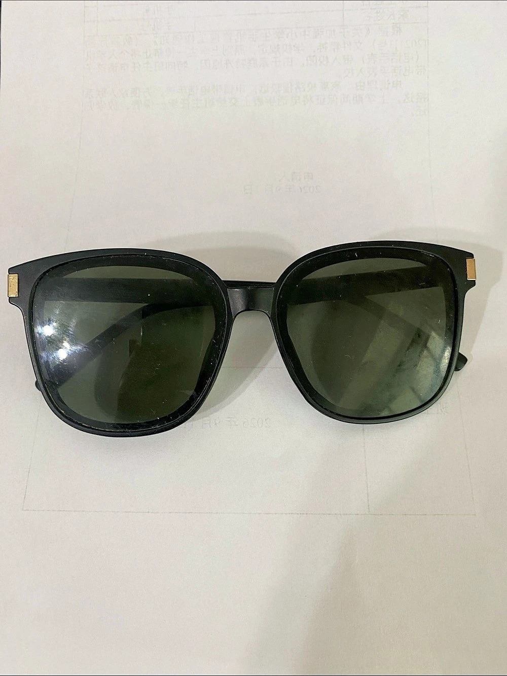 SHEIN Black & Green Sunglasses